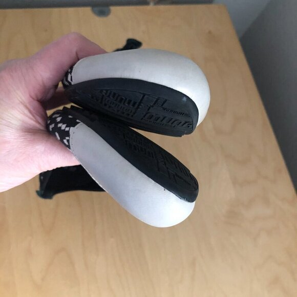 Munro Henlee Ballet Flat - Picture 10 of 11